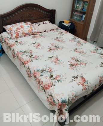 Heavy-Duty Solid Wooden Bed